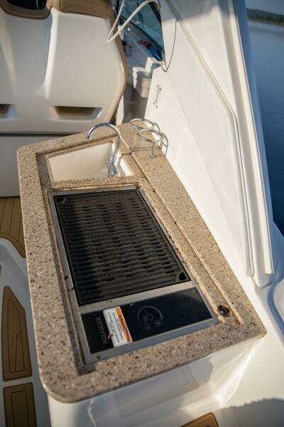 35ft Sea Ray Yacht For Sale