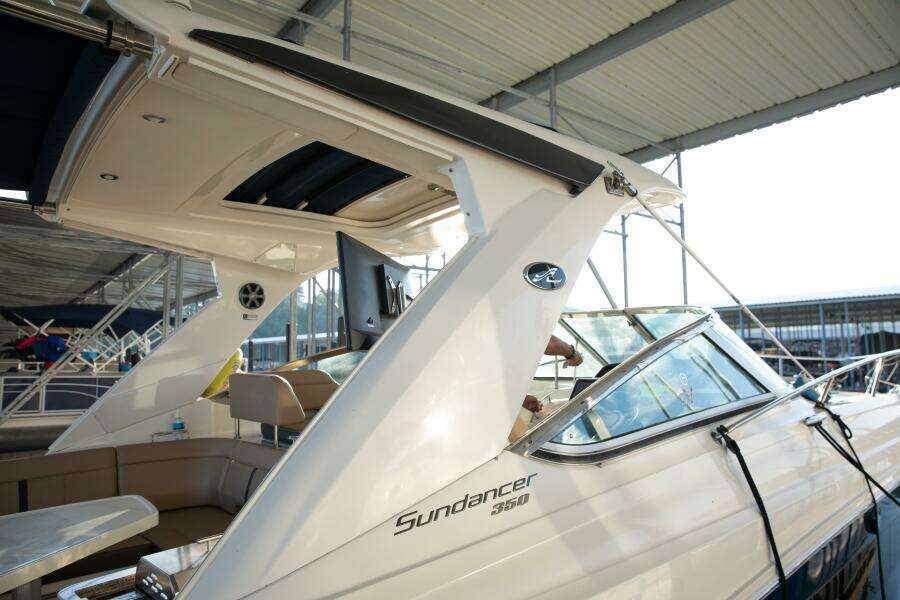 35ft Sea Ray Yacht For Sale