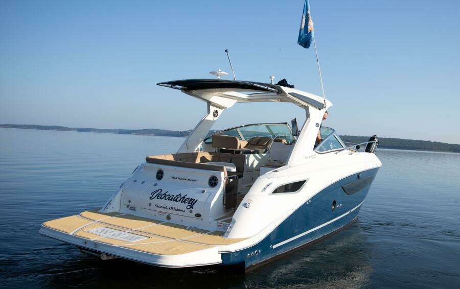 35ft Sea Ray Yacht For Sale