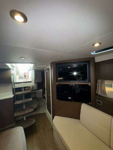 35ft Sea Ray Yacht For Sale