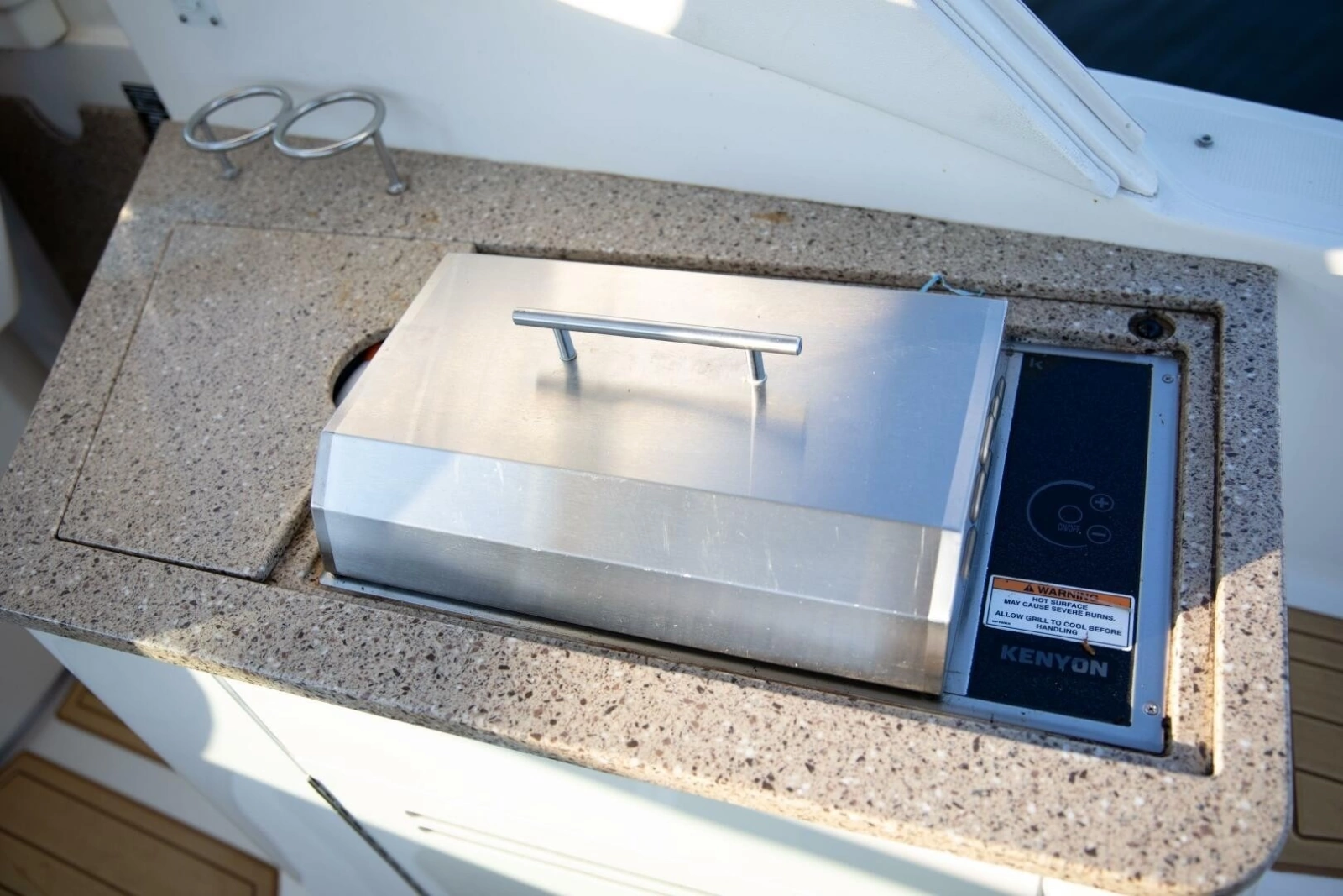 2016 Sea Ray Sundancer 350