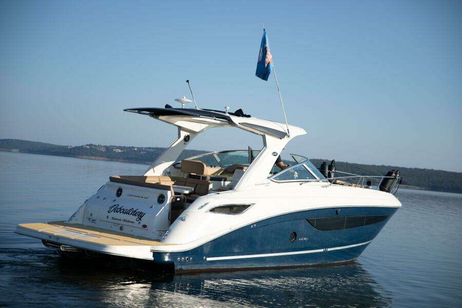 35ft Sea Ray Yacht For Sale