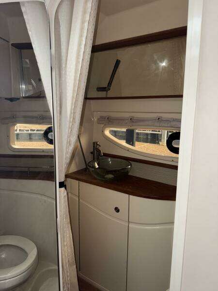 35ft Sea Ray Yacht For Sale