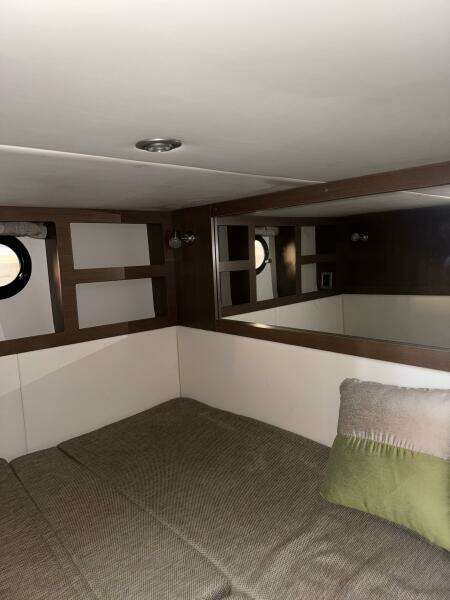 35ft Sea Ray Yacht For Sale