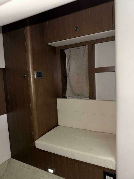 35ft Sea Ray Yacht For Sale