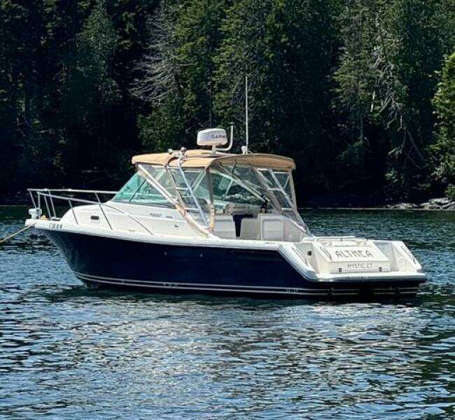 28ft Pursuit Yacht For Sale