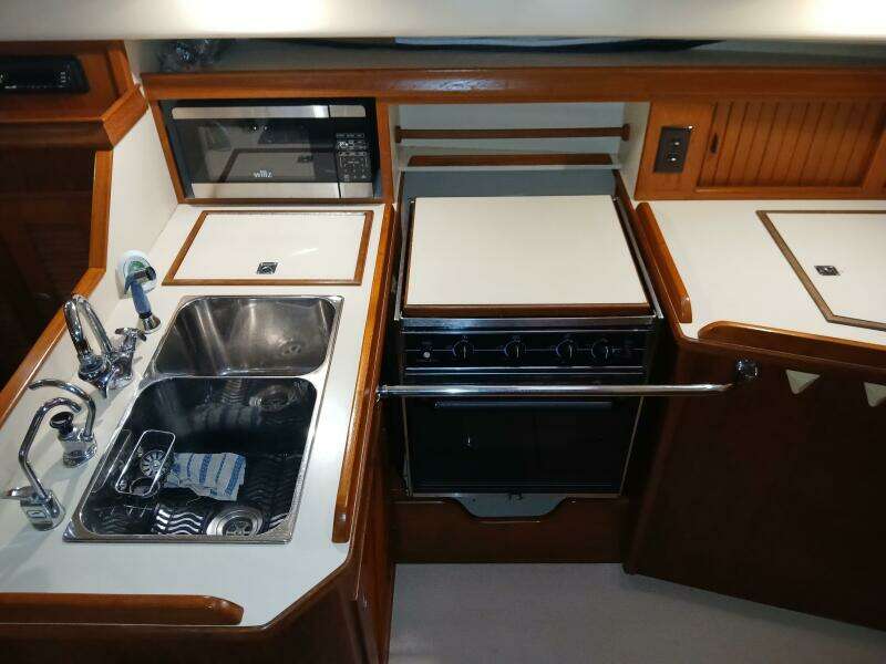 WonderWind 45ft Island Packet Yacht For Sale