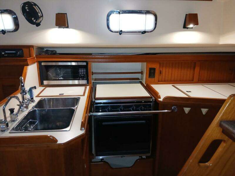 WonderWind 45ft Island Packet Yacht For Sale