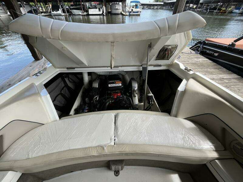 25ft Cobalt Yacht For Sale