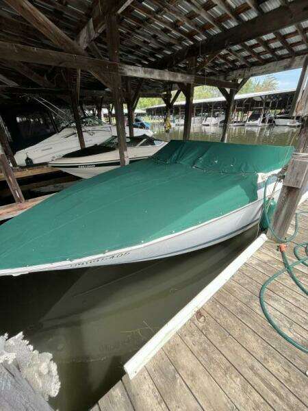 25ft Cobalt Yacht For Sale