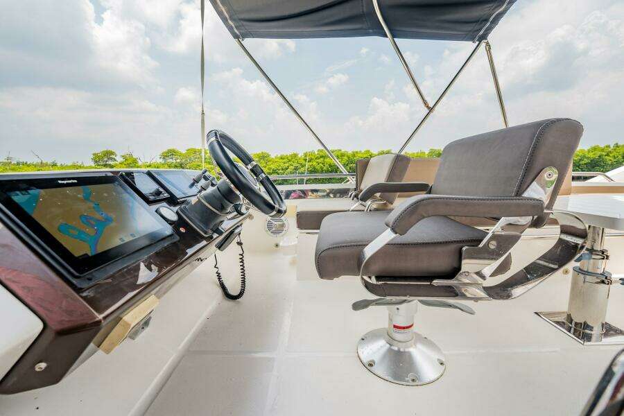 BIKINI BLUES 51ft Galeon Yacht For Sale