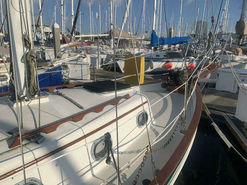 Amelie 27ft Pacific Seacraft Yacht For Sale