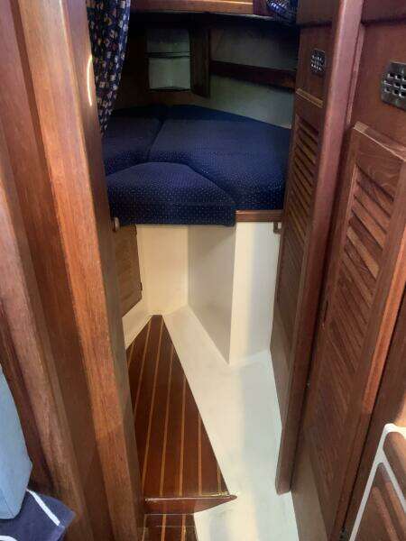 Amelie 27ft Pacific Seacraft Yacht For Sale