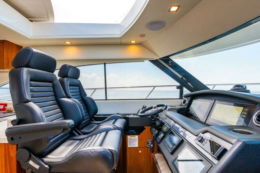 A Ro Boat 48ft Riviera Yacht For Sale