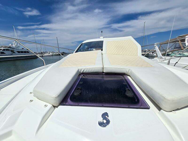 42ft Beneteau Yacht For Sale