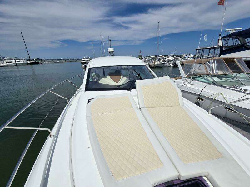 42ft Beneteau Yacht For Sale
