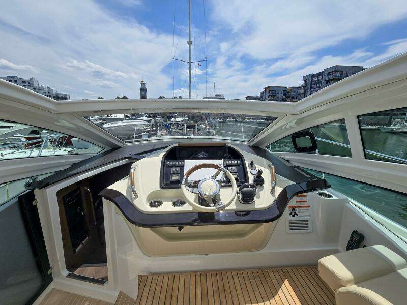 42ft Beneteau Yacht For Sale
