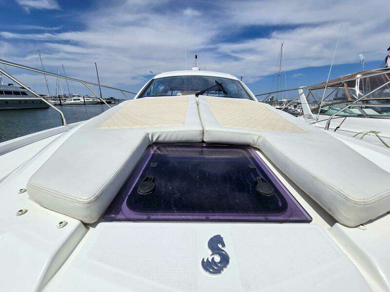 42ft Beneteau Yacht For Sale