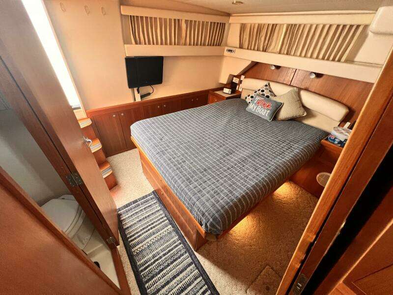 KrisSea 43ft Mainship Yacht For Sale