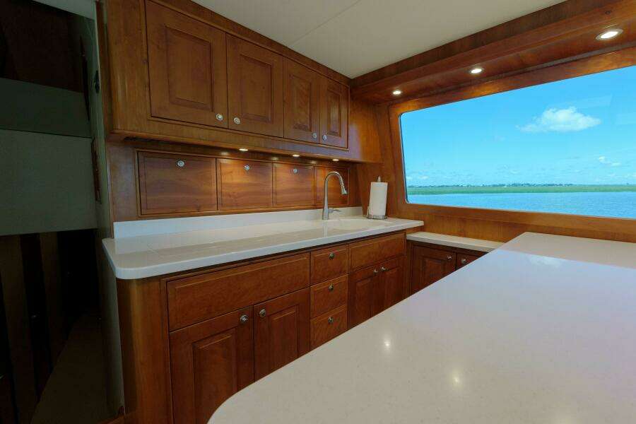 Sportin Life 59ft Spencer Yacht For Sale