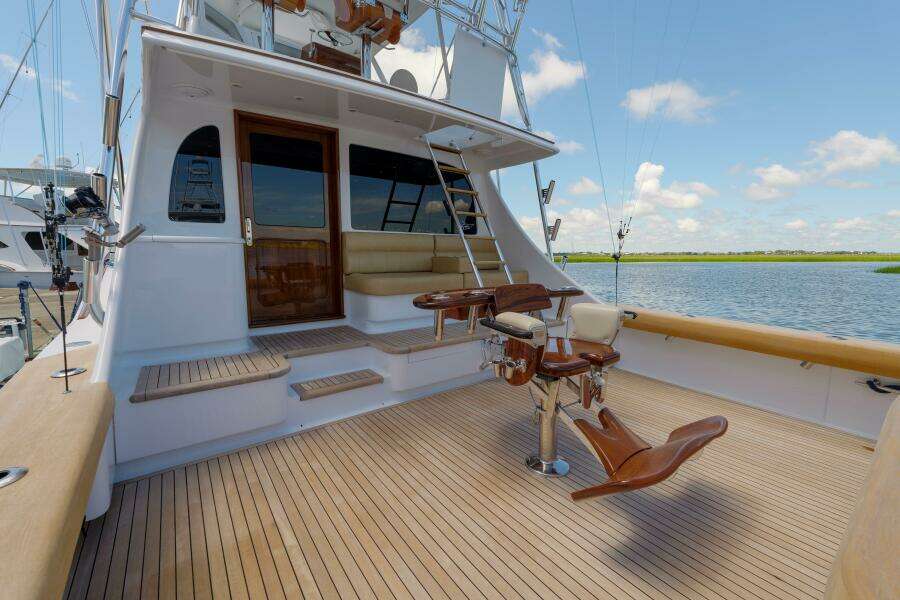 Sportin Life 59ft Spencer Yacht For Sale