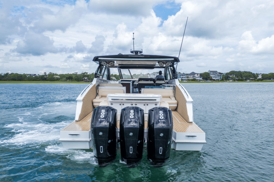 50ft Cruisers Yachts Yacht For Sale