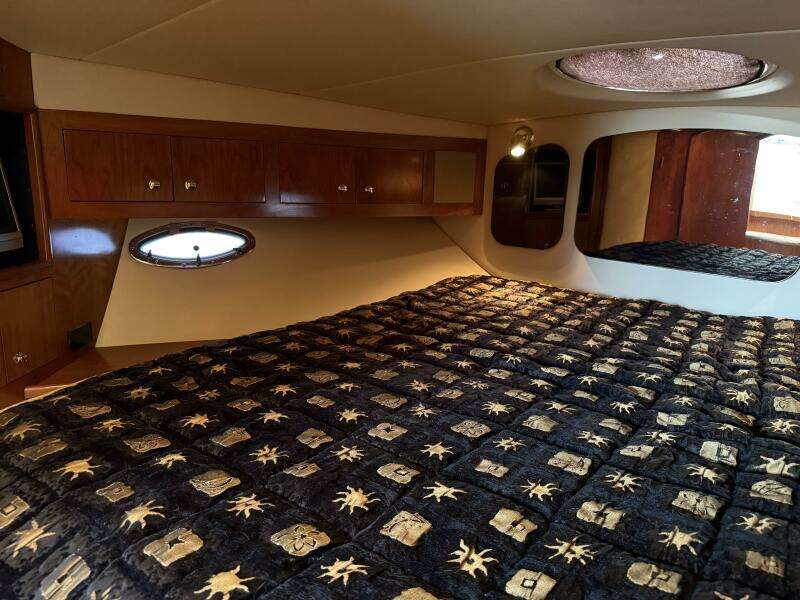 40ft Cruisers Yachts Yacht For Sale