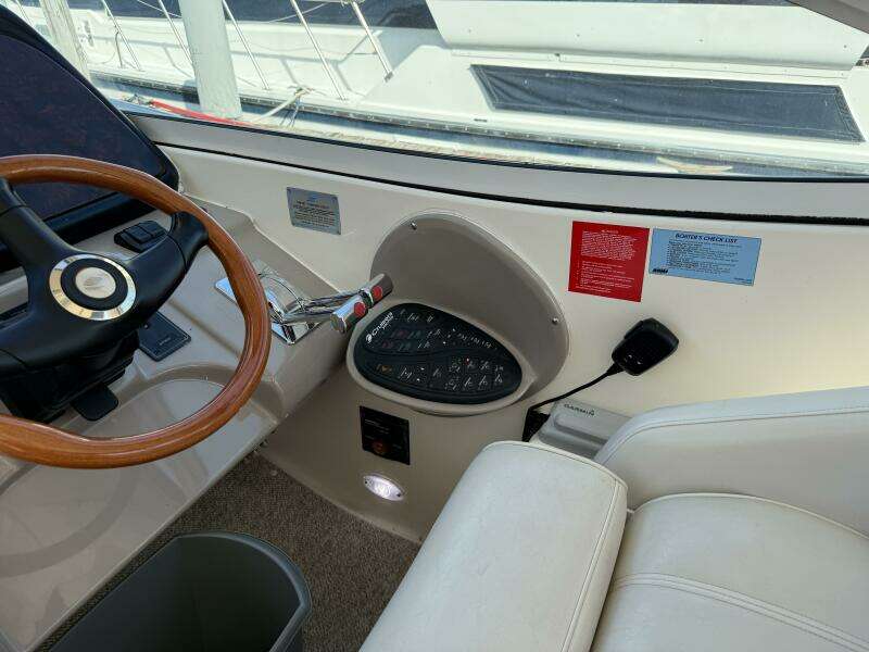 40ft Cruisers Yachts Yacht For Sale