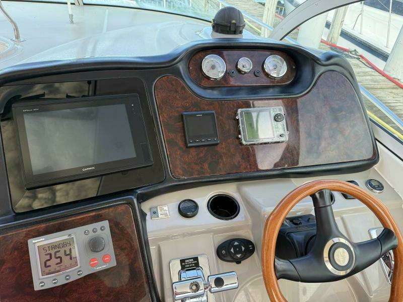 40ft Cruisers Yachts Yacht For Sale