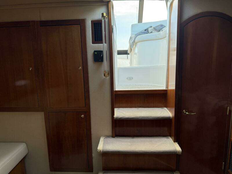 40ft Cruisers Yachts Yacht For Sale
