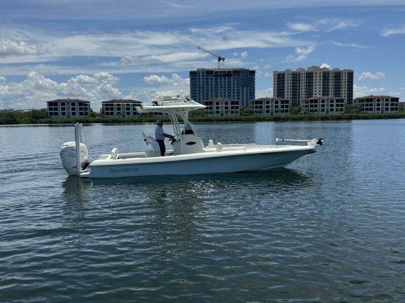 27ft ShearWater Yacht For Sale