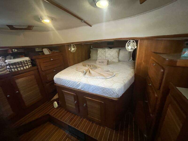 Traveller 47ft Caliber Yacht For Sale