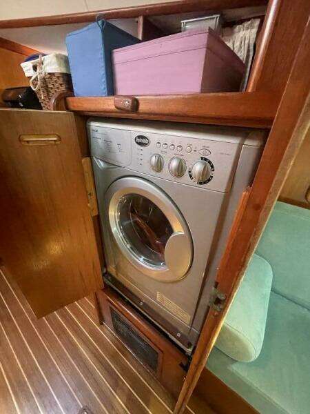 Traveller 47ft Caliber Yacht For Sale