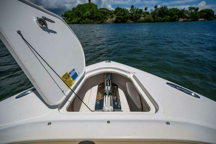 26ft Pursuit Yacht For Sale