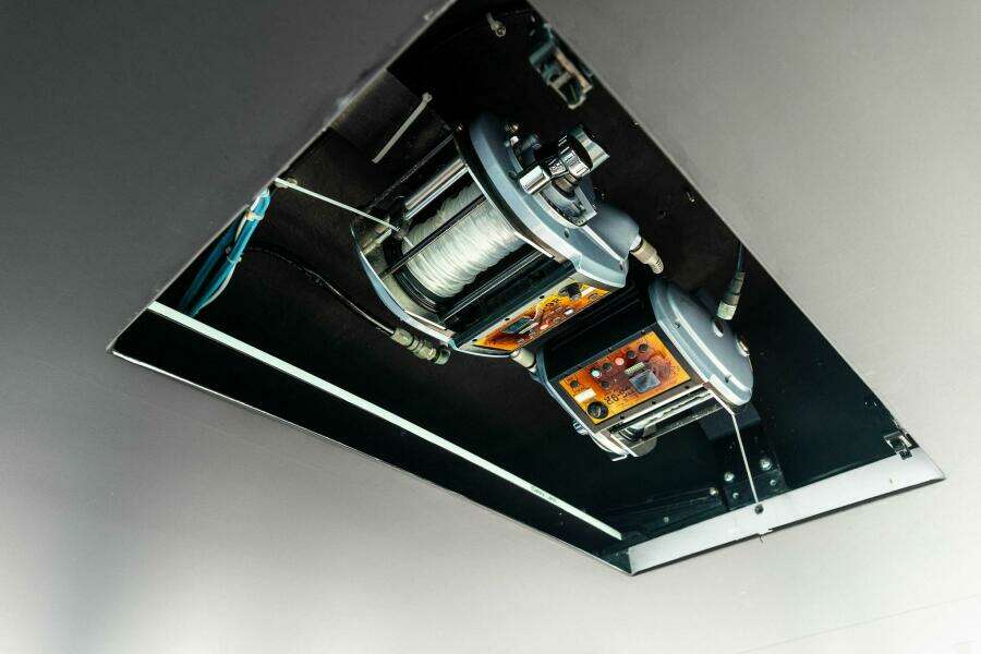 2006 Hatteras 68 CNV Big Game