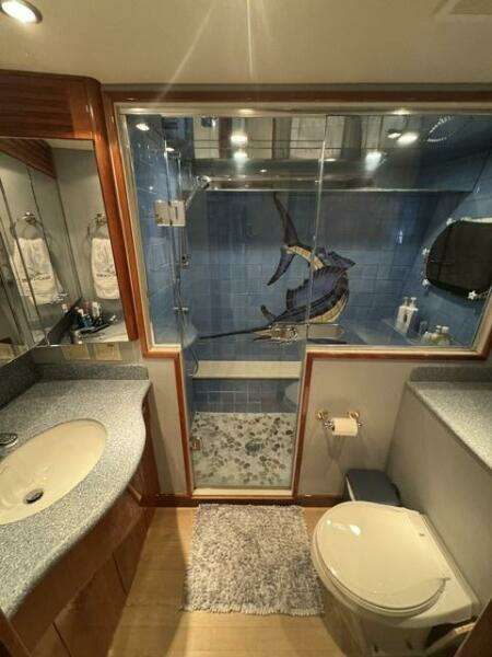 2006 Hatteras Yachts 68 Convertible Big Game