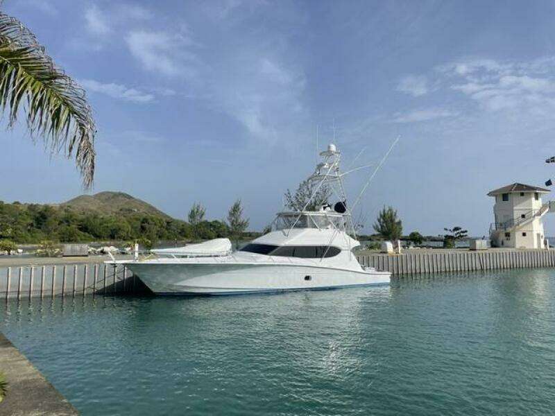 2006 Hatteras Yachts 68 Convertible Big Game