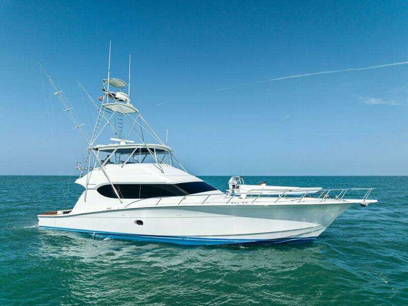 2006 Hatteras 68 CNV Big Game