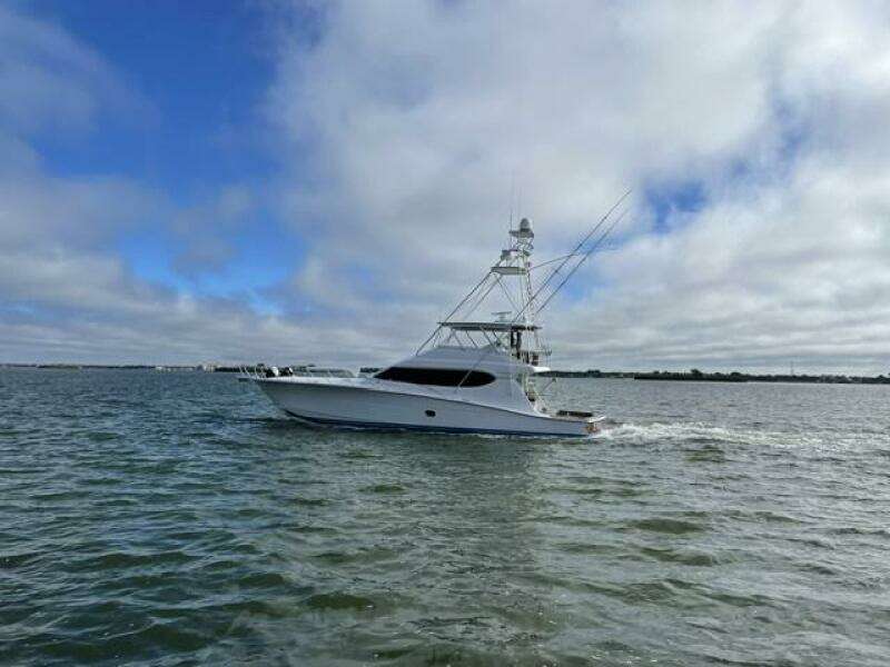 2006 Hatteras Yachts 68 Convertible Big Game