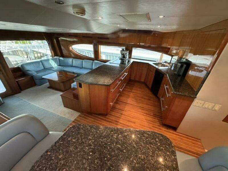 2006 Hatteras Yachts 68 Convertible Big Game