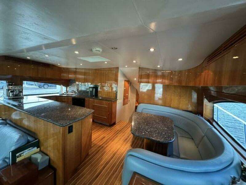 2006 Hatteras Yachts 68 Convertible Big Game