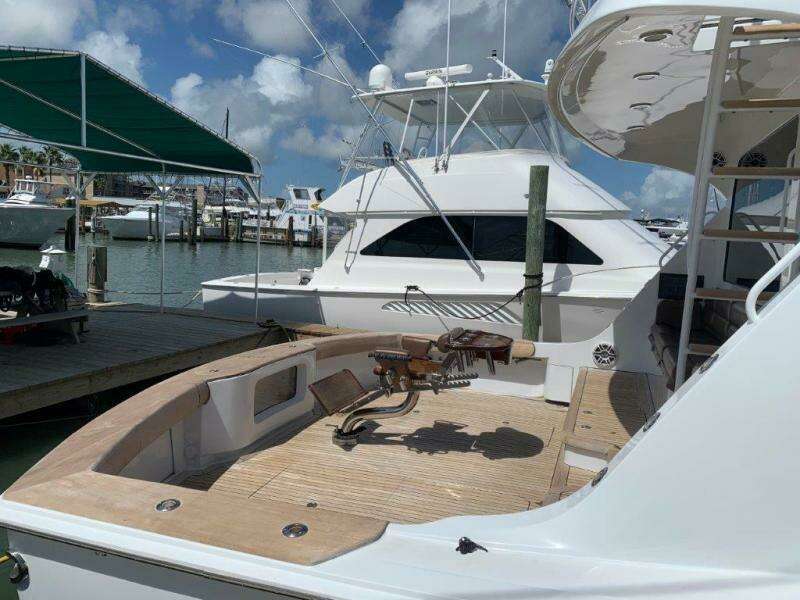 2006 Hatteras Yachts 68 Convertible Big Game