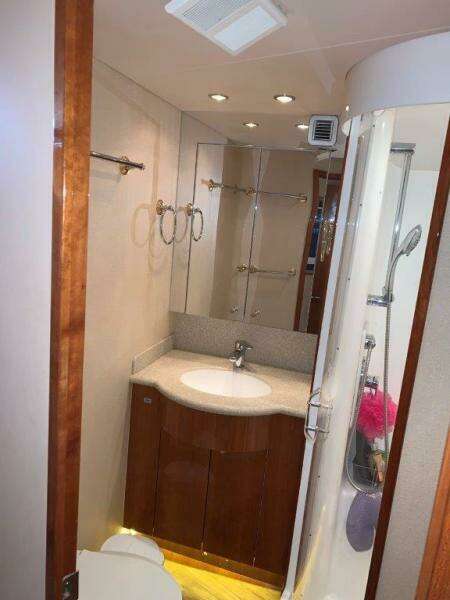 2006 Hatteras Yachts 68 Convertible Big Game