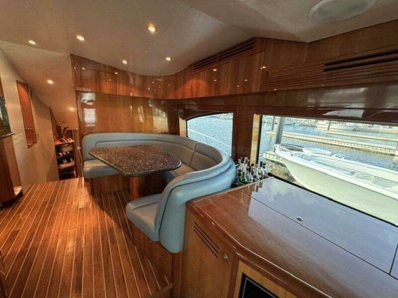 2006 Hatteras Yachts 68 Convertible Big Game