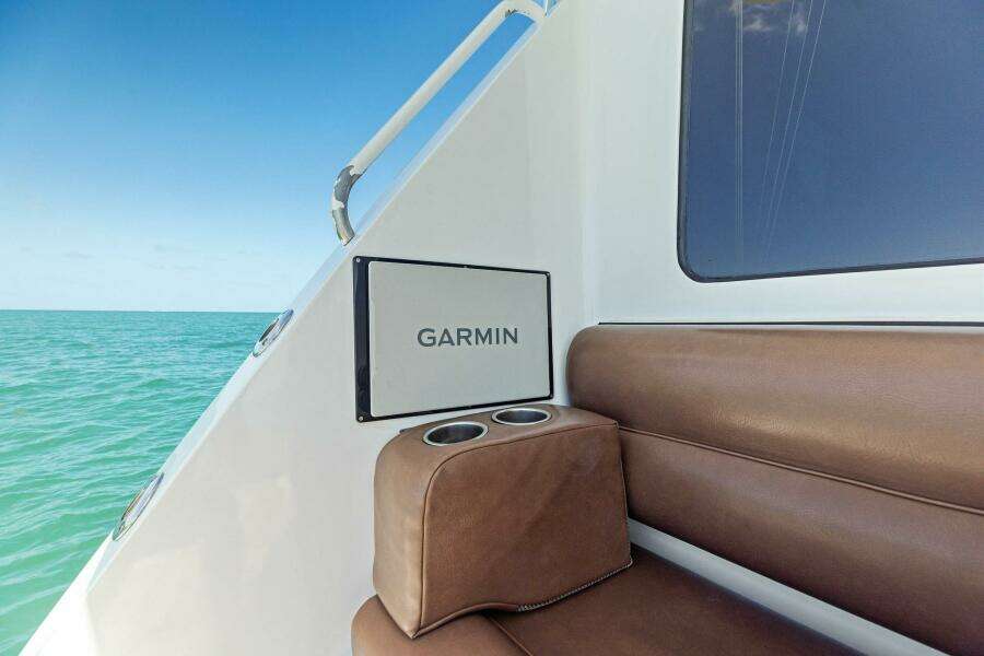 2006 Hatteras 68 CNV Big Game