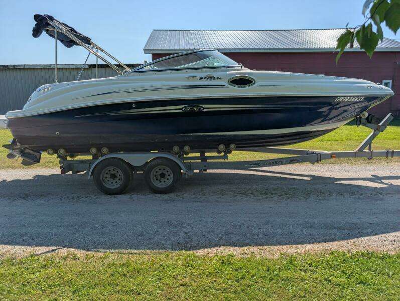 24ft Sea Ray Yacht For Sale