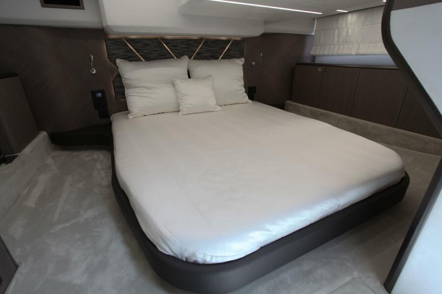2025 Galeon
