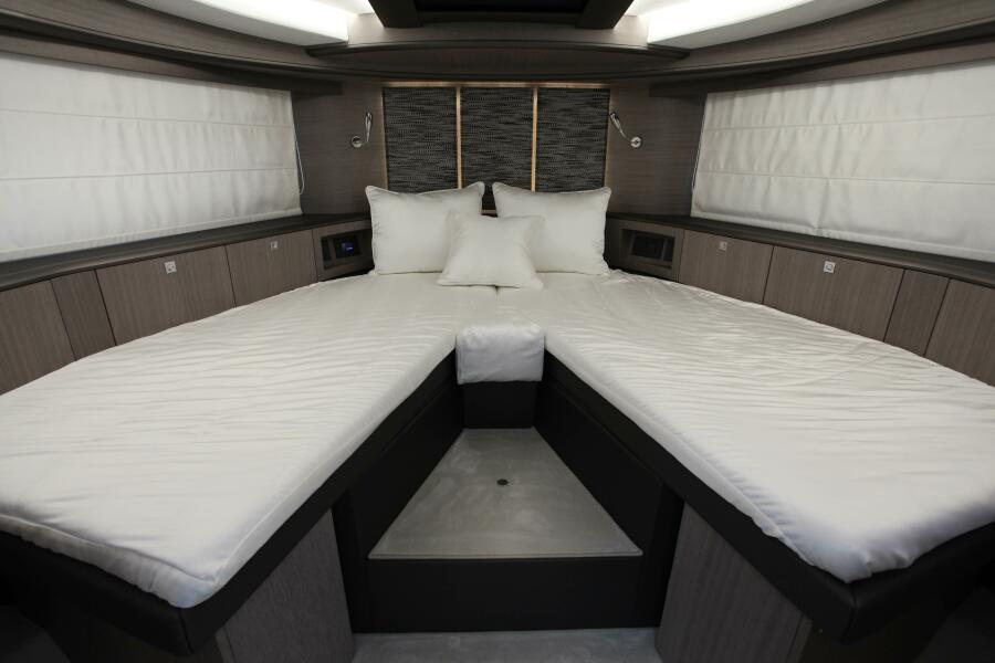 2025 Galeon