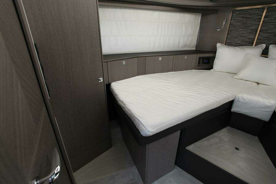 What Me Worry 40ft Galeon Yacht For Sale