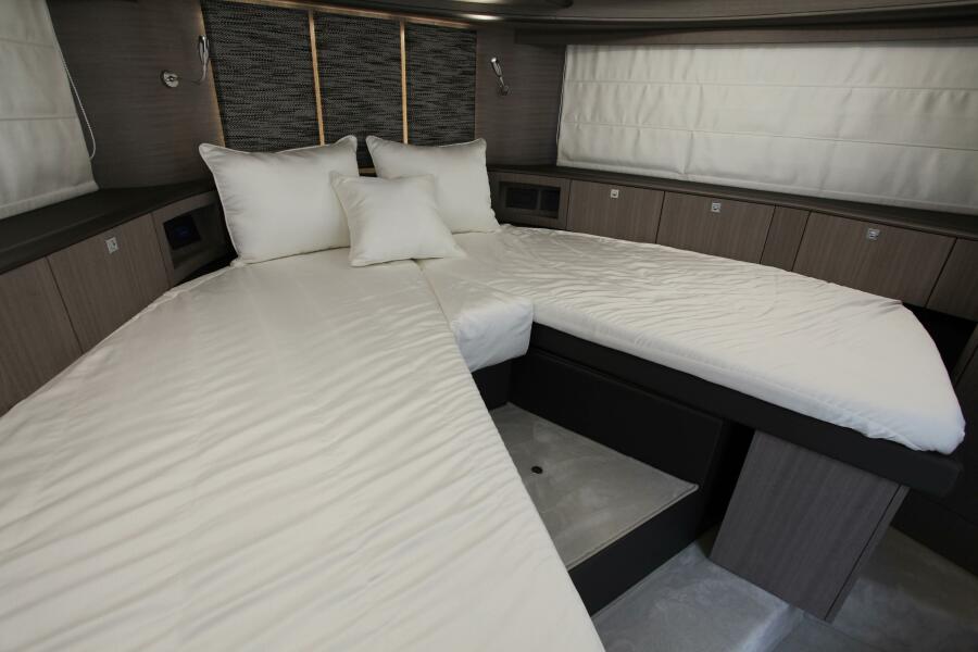 2025 Galeon